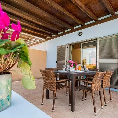 Sunrise- A Restful Getaway Villa Caleta de Fuste