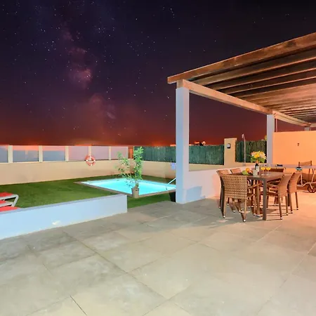 Sunrise- A Restful Getaway Villa Caleta de Fuste