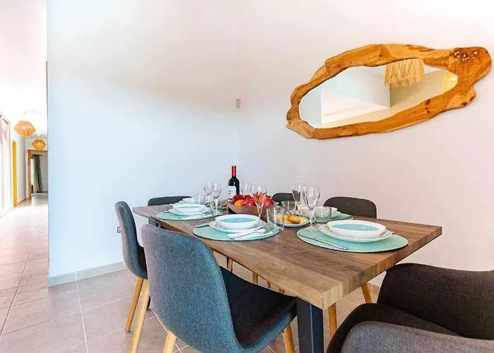 Sunrise- A Restful Getaway *